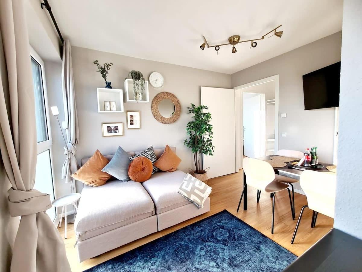 Urban Living - Top Floor Apartment Hamburg Exterior foto