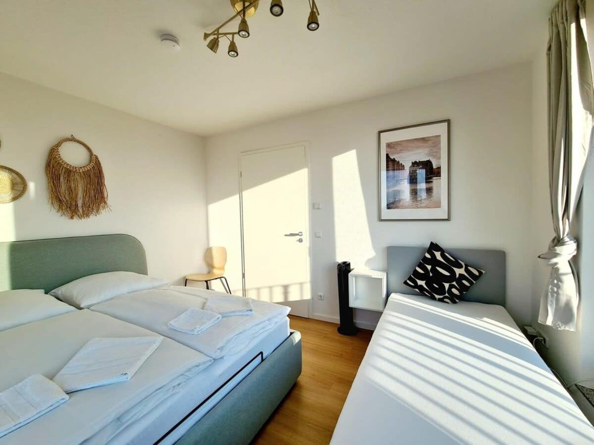 Urban Living - Top Floor Apartment Hamburg Exterior foto